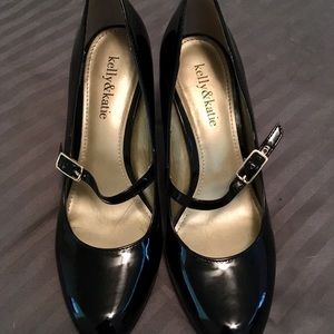 Black Mary Jane pumps, sz 7